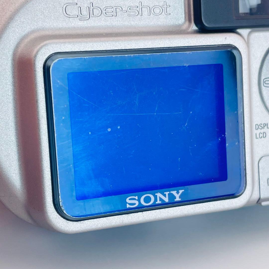 【希少　オールドデジカメ】SONY Cyber-shot DSC-P9