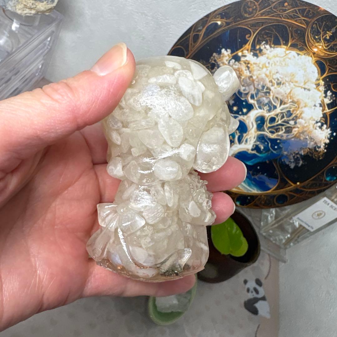 オルゴナイト 花束を抱えた女の子 ブルームーンストーン