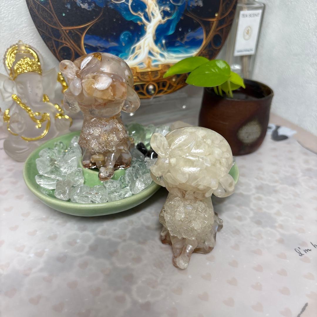 オルゴナイト 花束を抱えた女の子 ブルームーンストーン