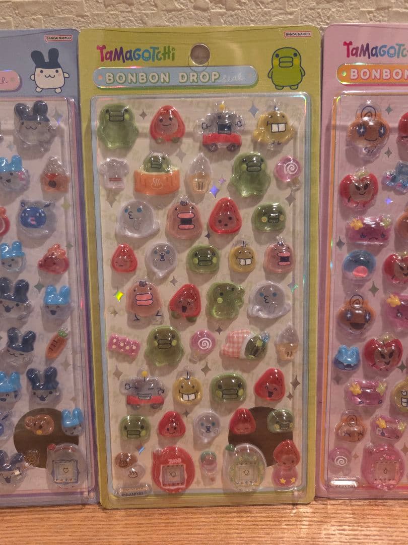 【新品未開封】たまごっち　ボンボンドロップシール　４シート　正規品　サンスター