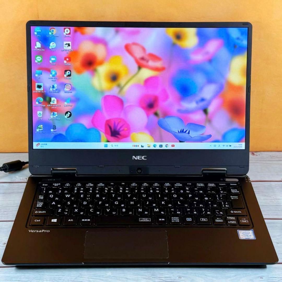 特価❣️薄型ノートパソコン☘️フルHD☘️第7世代Corei5☘️メモリ8GB☘️SSD