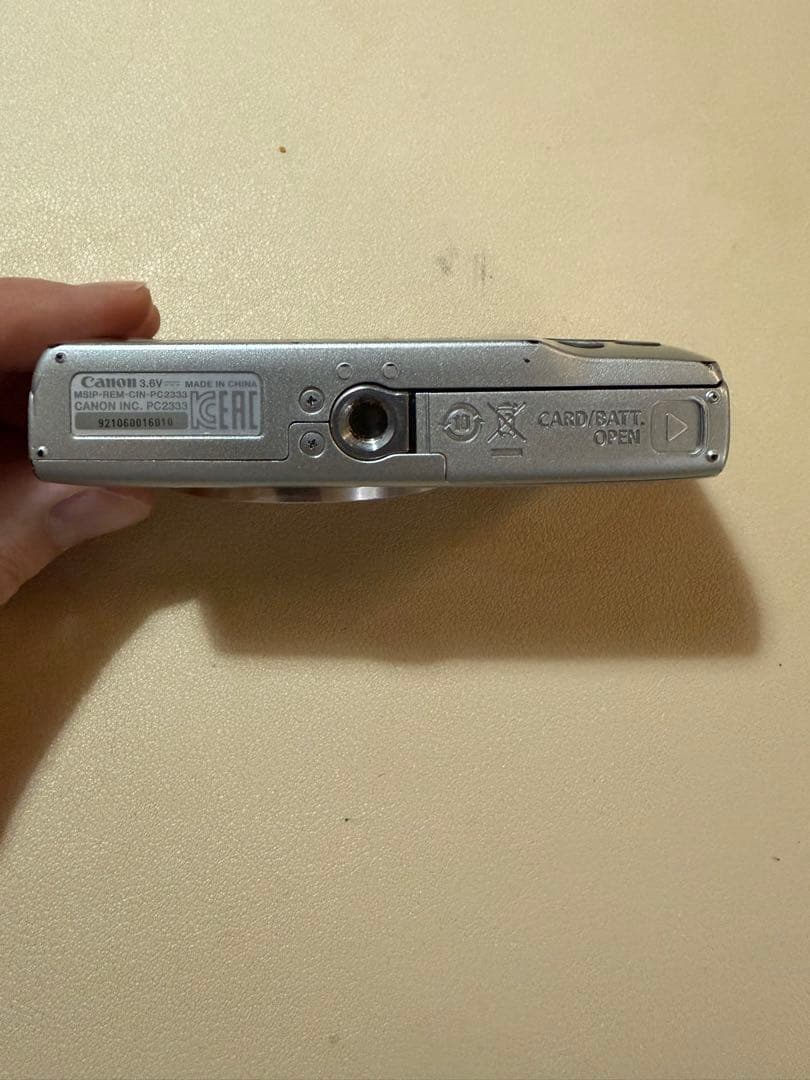 Canon IXY 200 シルバー