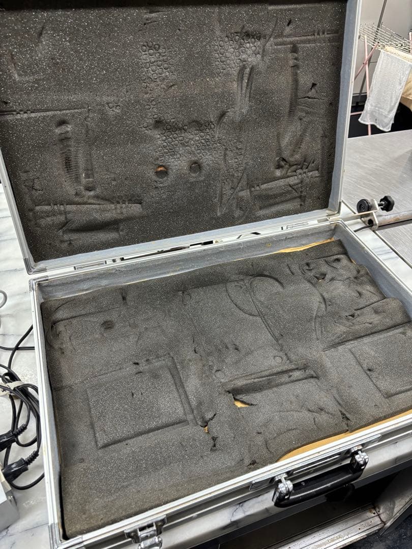 [飴ランプ アメランプ]2灯式(風防ガード付き)　収納アタッシュケース付き