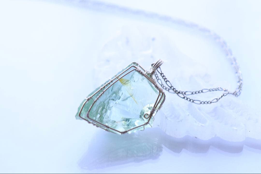 アンダラクリスタル︎︎⟡ワイヤージュエリーネックレス✧エターナルスプリングペンダント