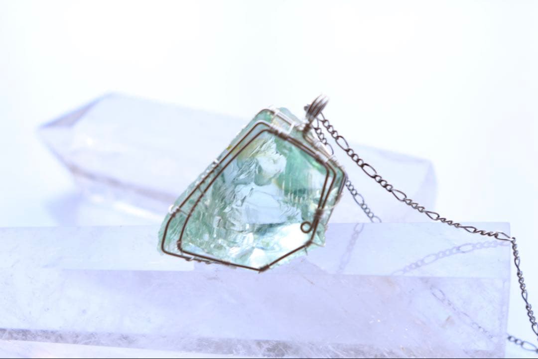 アンダラクリスタル︎︎⟡ワイヤージュエリーネックレス✧エターナルスプリングペンダント