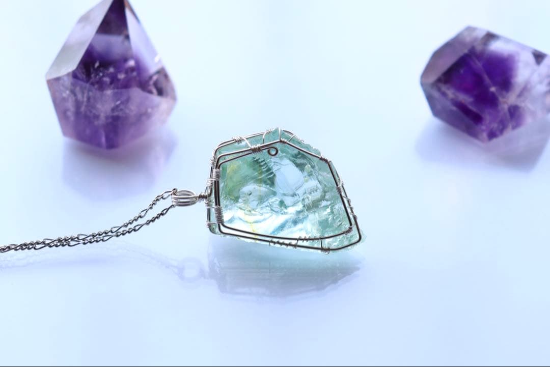 アンダラクリスタル︎︎⟡ワイヤージュエリーネックレス✧エターナルスプリングペンダント