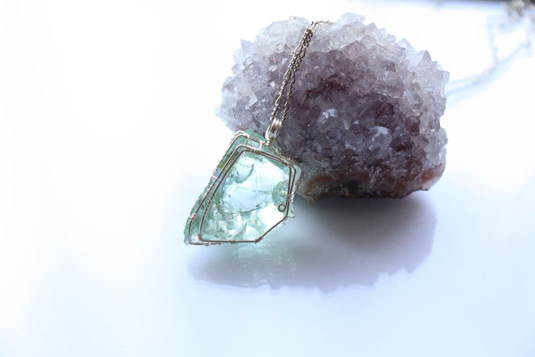 アンダラクリスタル︎︎⟡ワイヤージュエリーネックレス✧エターナルスプリングペンダント