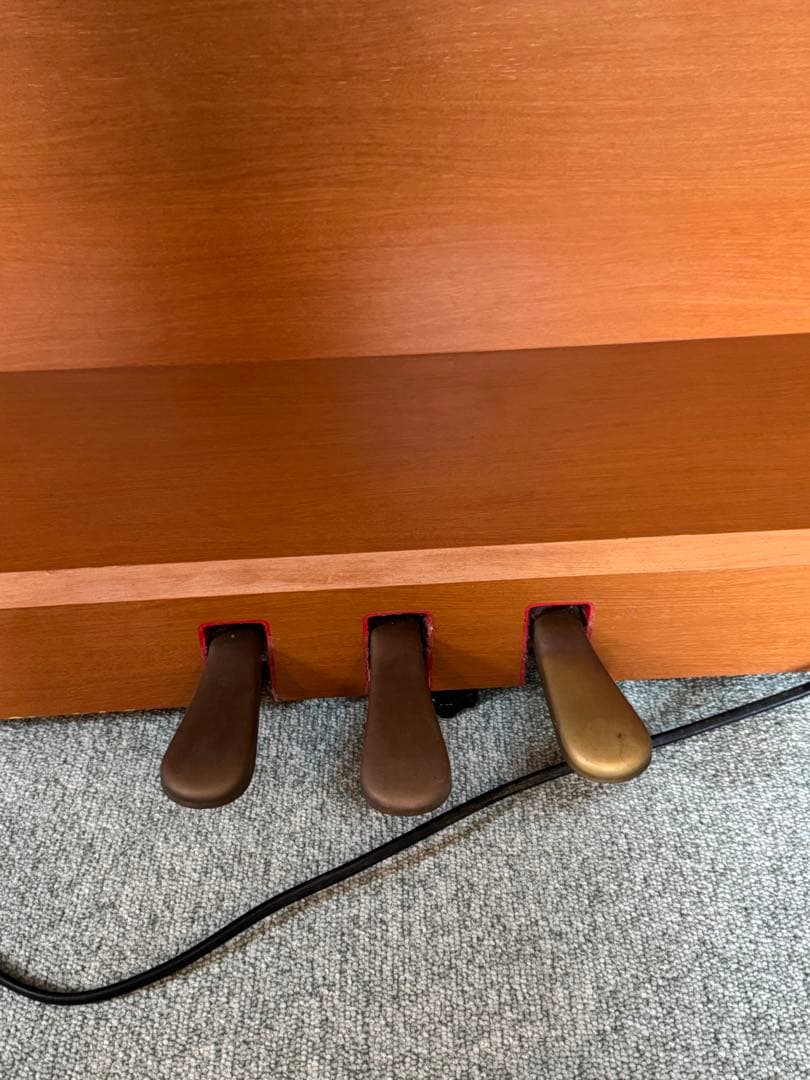 ヤマハ　Clavinova CLP-240C 電子ピアノ