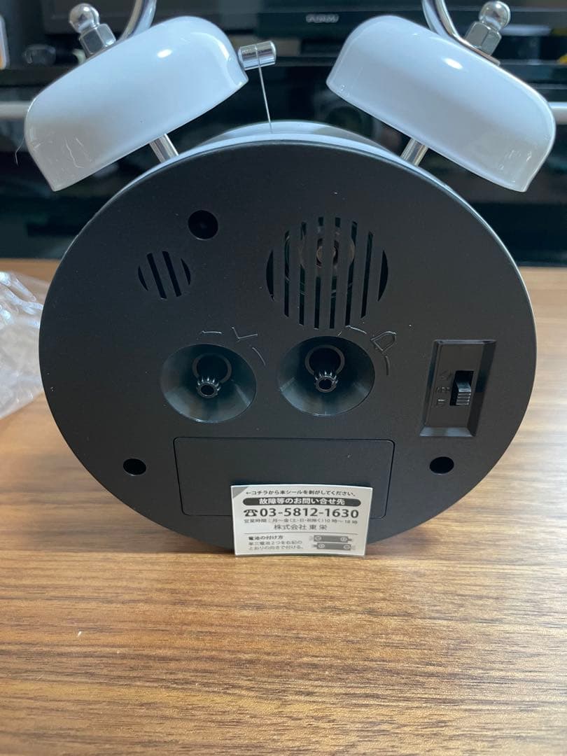 おろちんゆー★非売品・目覚まし時計とキャラクターピンバッジセット