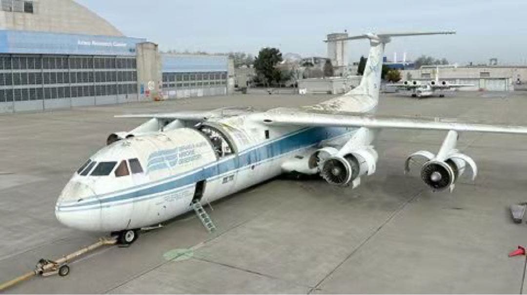 NASA ロッキードL-300 カイパー空中天文台（KAO） コンビ色