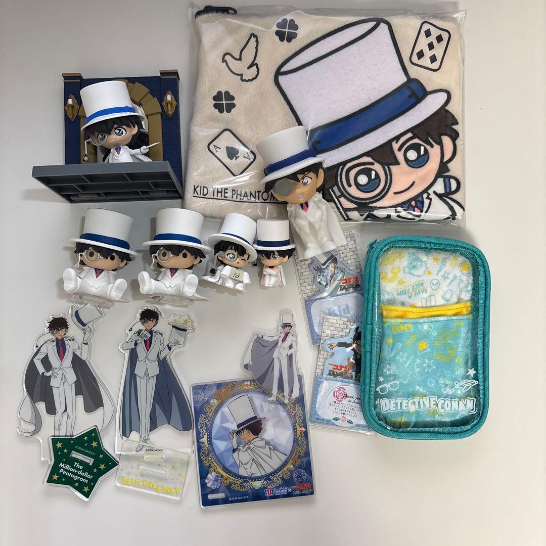 怪盗キッド ポーチ、フィギュア、アクスタなど15点セット