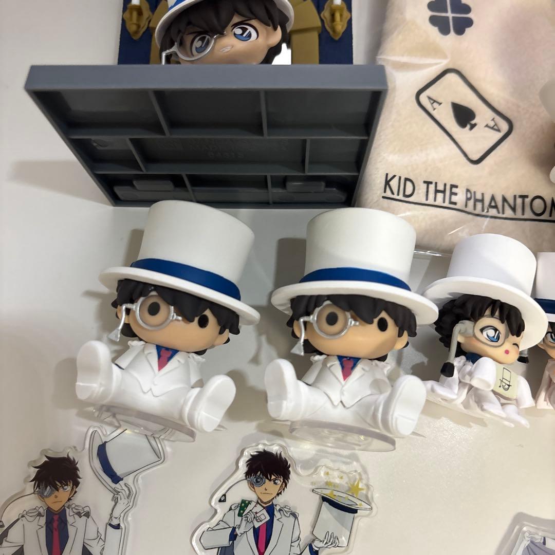 怪盗キッド ポーチ、フィギュア、アクスタなど15点セット