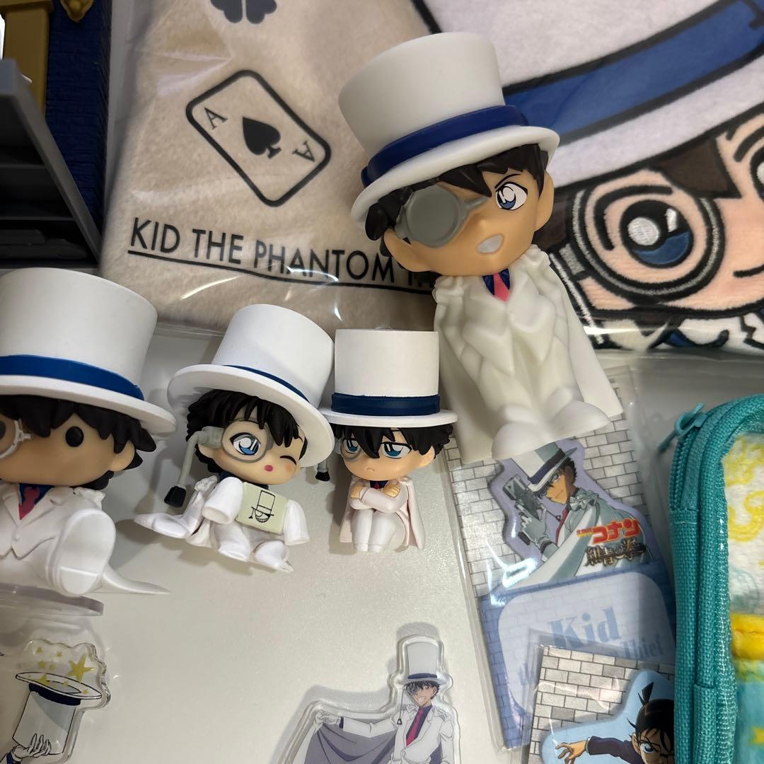 怪盗キッド ポーチ、フィギュア、アクスタなど15点セット