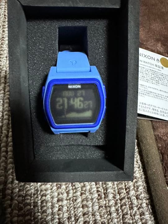NIXON 腕時計　青　未使用