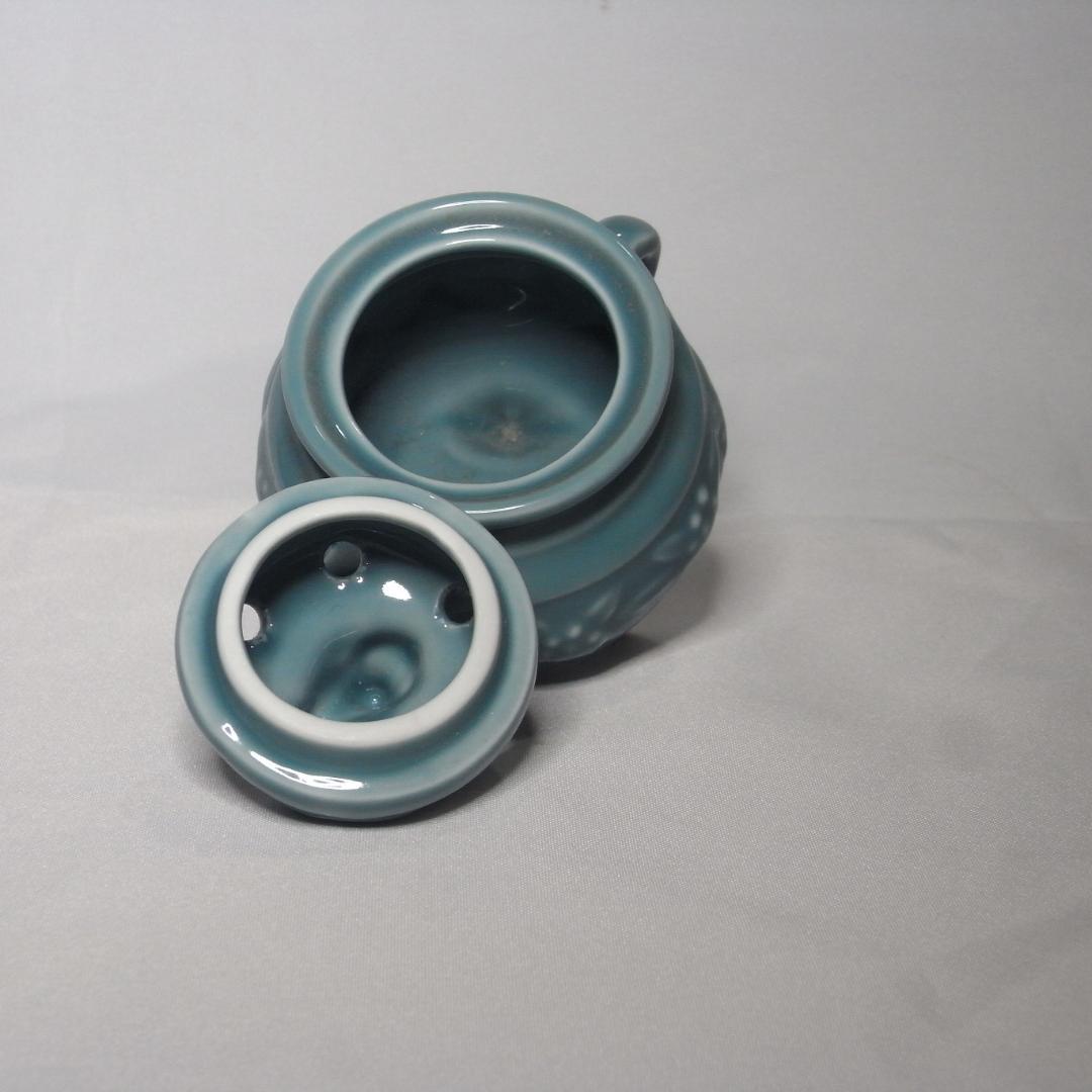 青磁風 小さな香炉 たった10cm！こんなに かわいくてりりしい