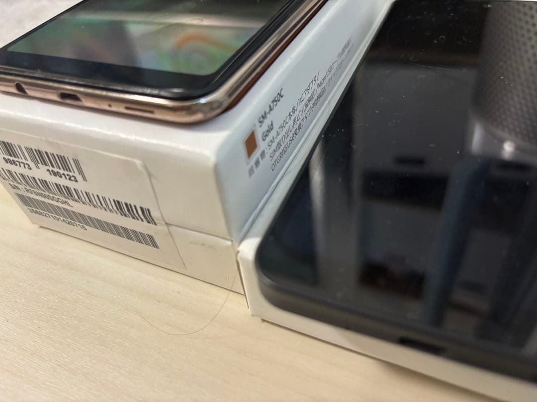 【ジャンク】AQUOS SH-M20 & GalaxyA7 2台セット