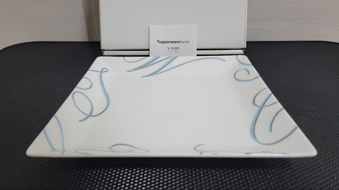【新品】Tupperware & NIKKO 55周年記念角皿セット