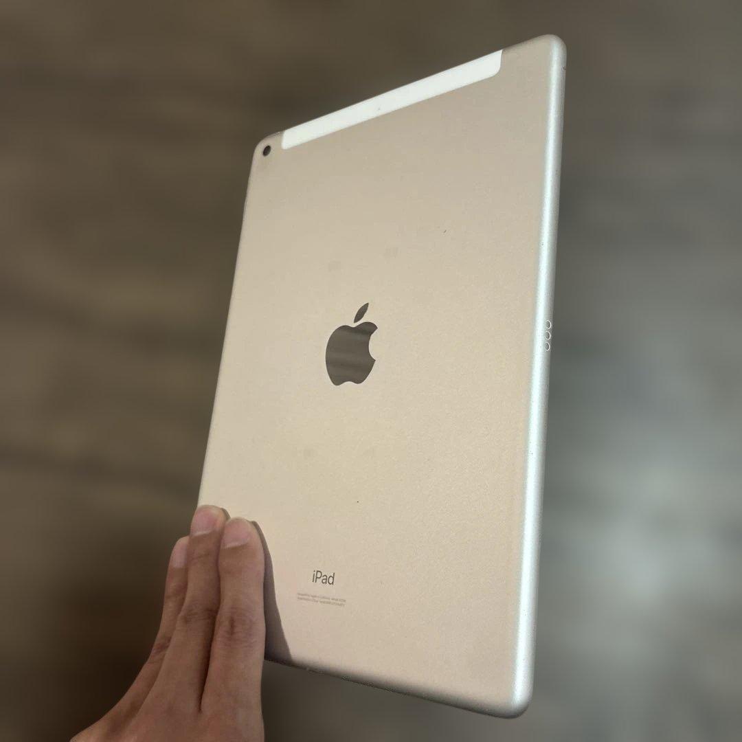 iPad 第7世代 32GB SIMロック解除済