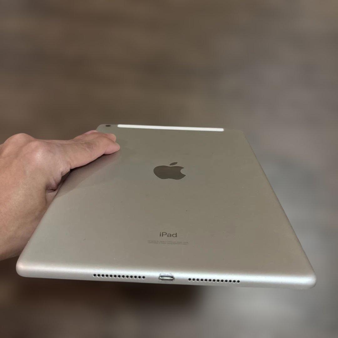 iPad 第7世代 32GB SIMロック解除済