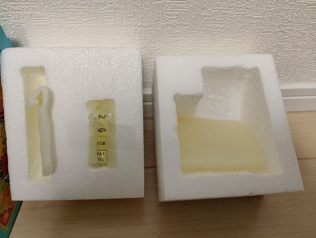 ポケモンセンター20周年限定万年カレンダー