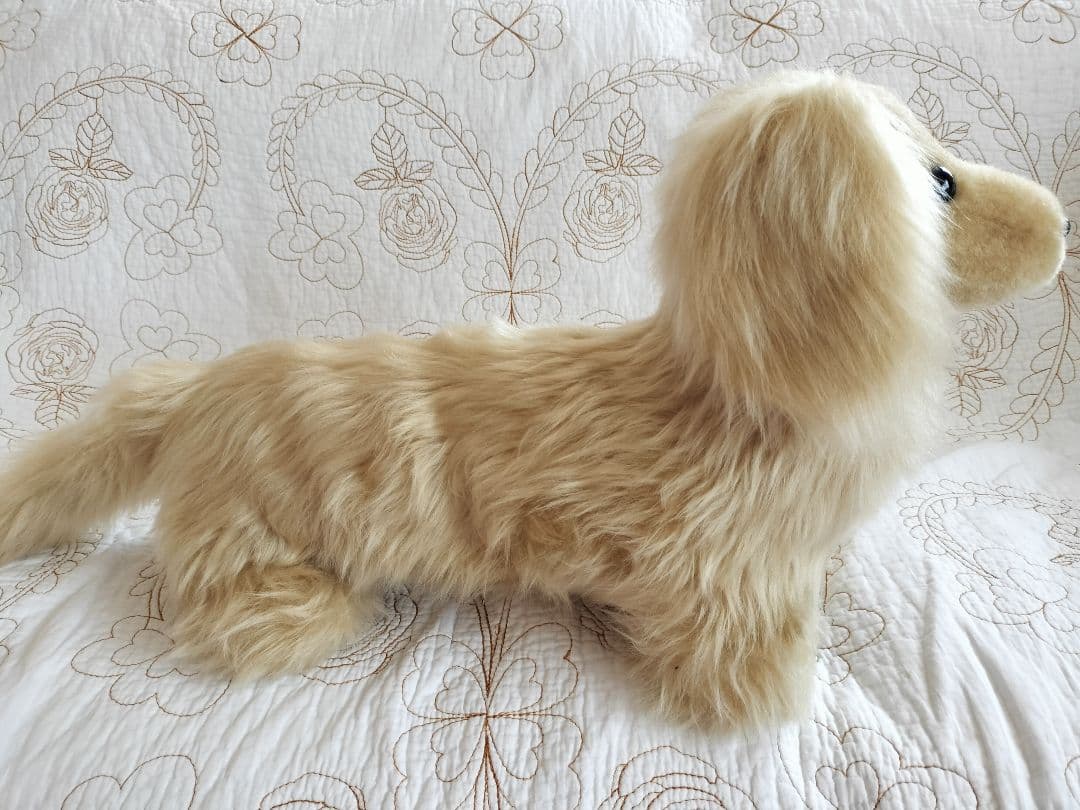 実寸大　ミニチュアダックス　クリーム