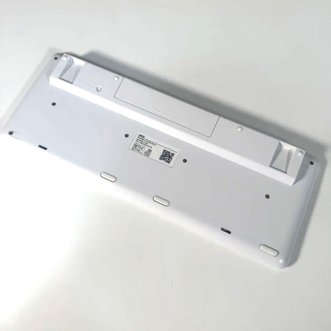 NEC一体型LAVIE Desk All-in-one型番PC-DA370KAW