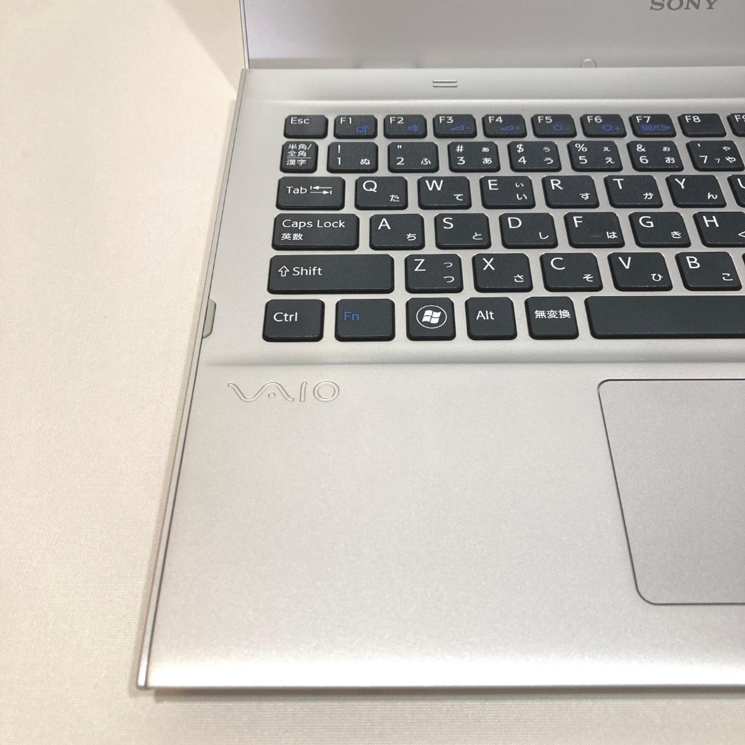 美品✨初心者✨快適・コンパクト✨シルバー✨すぐ使えるノートパソコン◇T506-3