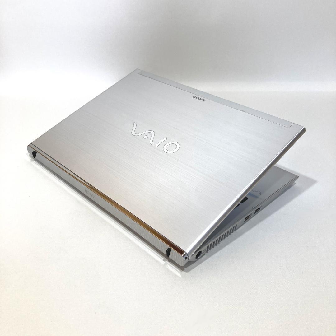 美品✨初心者✨快適・コンパクト✨シルバー✨すぐ使えるノートパソコン◇T506-3