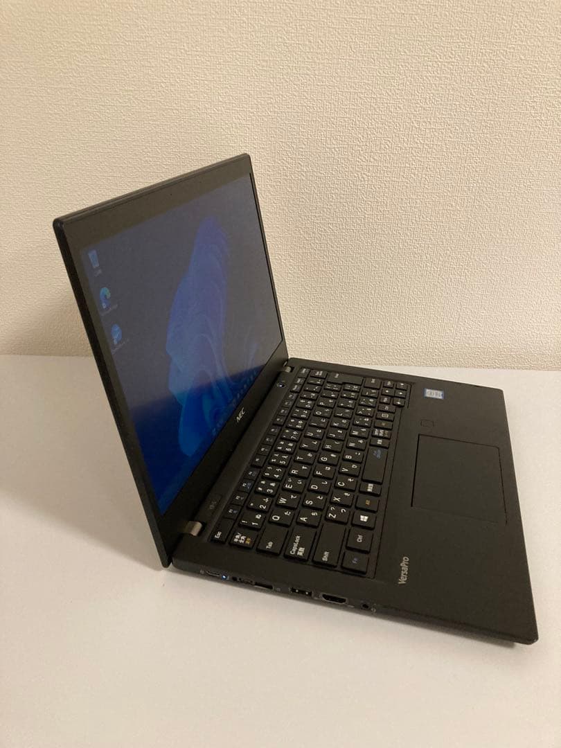 ノートパソコン　8世代　NEC 13.3型　i5 8GB 128GB