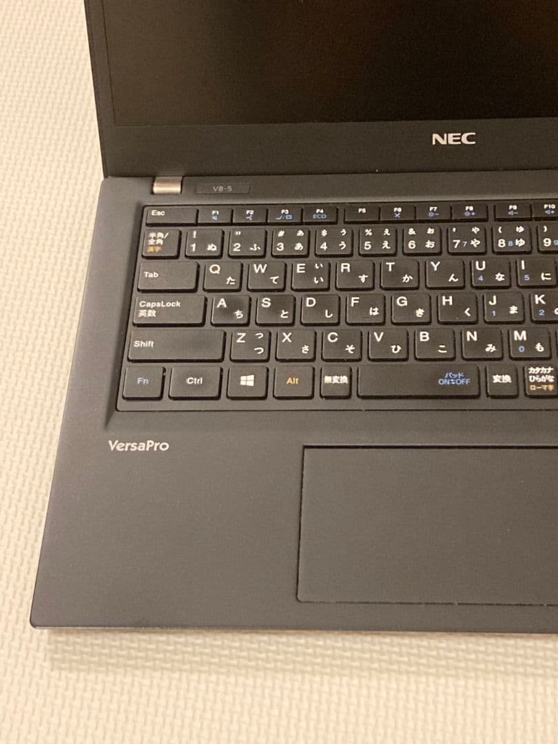 ノートパソコン　8世代　NEC 13.3型　i5 8GB 128GB