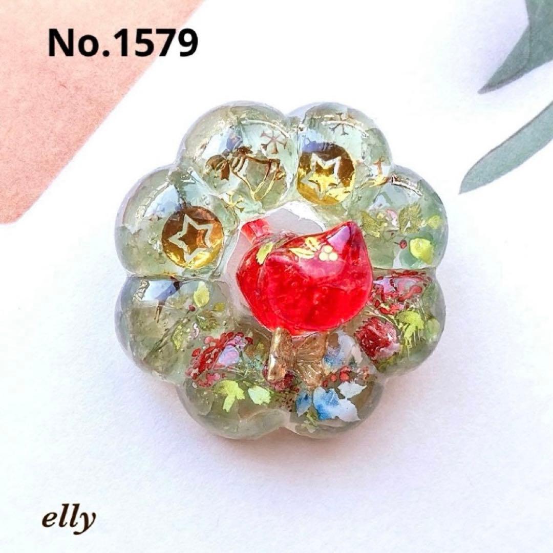 【hana様】天然石　琉球ガラス　菊　じゃれ猫　レジン　チャーム