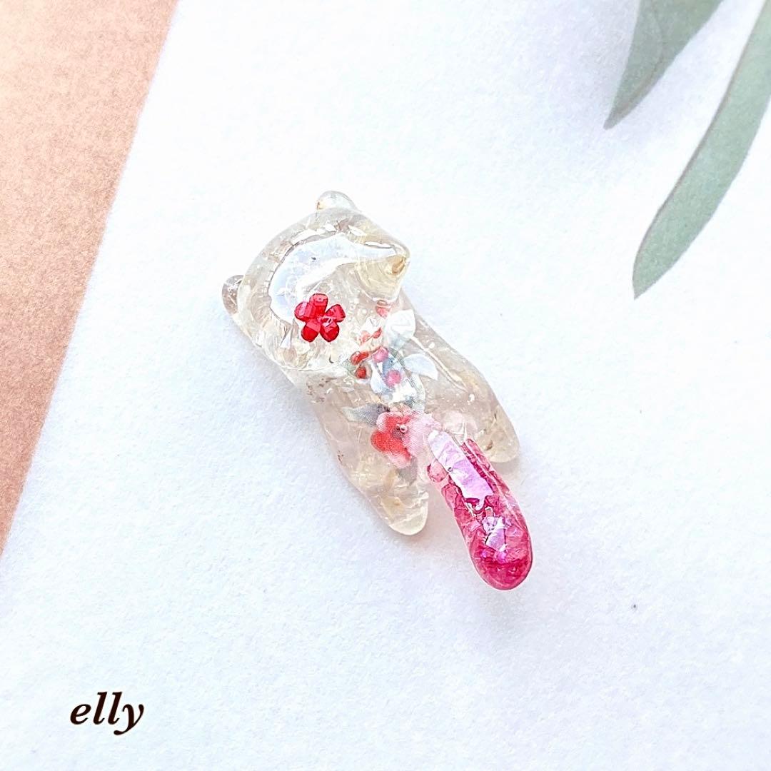 【hana様】天然石　琉球ガラス　菊　じゃれ猫　レジン　チャーム