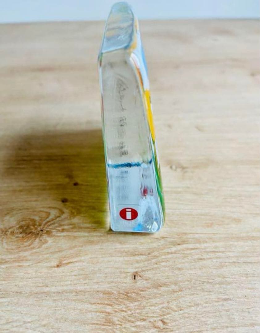  ヘルヤ　うさぎのガラスガード