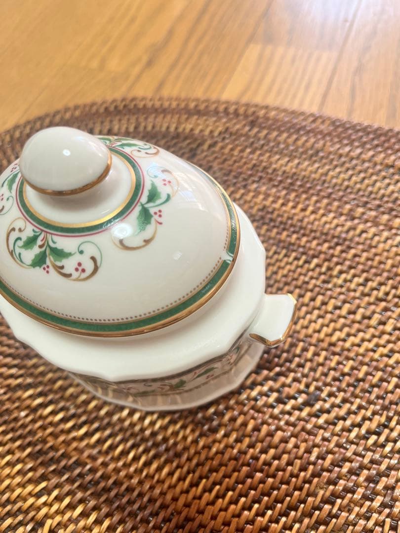 ノリタケ　クリスマス　オーバルプレート　クリーマー　シュガーボウル　セット