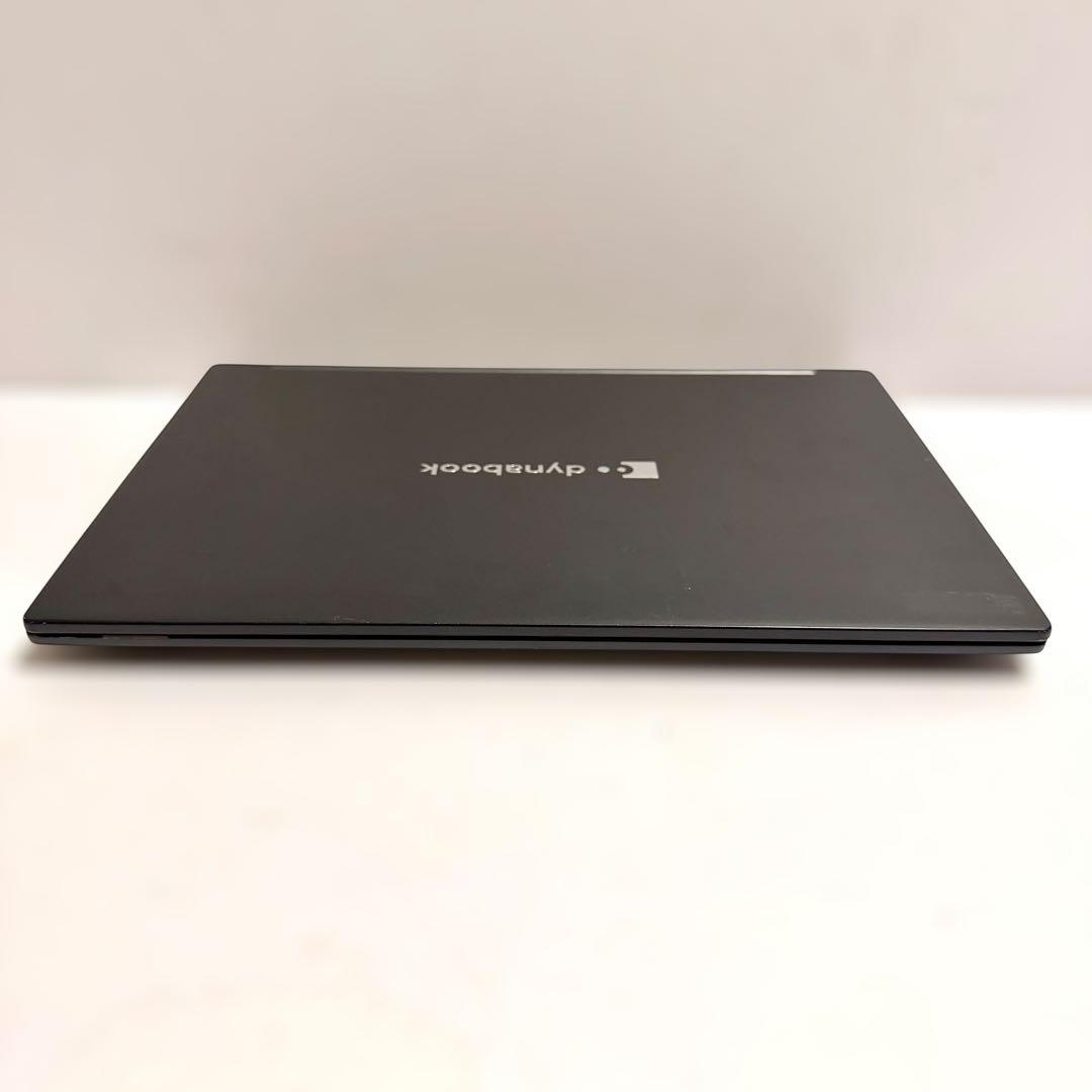 バッテリー最大容量92%！ 東芝 dynabook G83/HU 2022年製