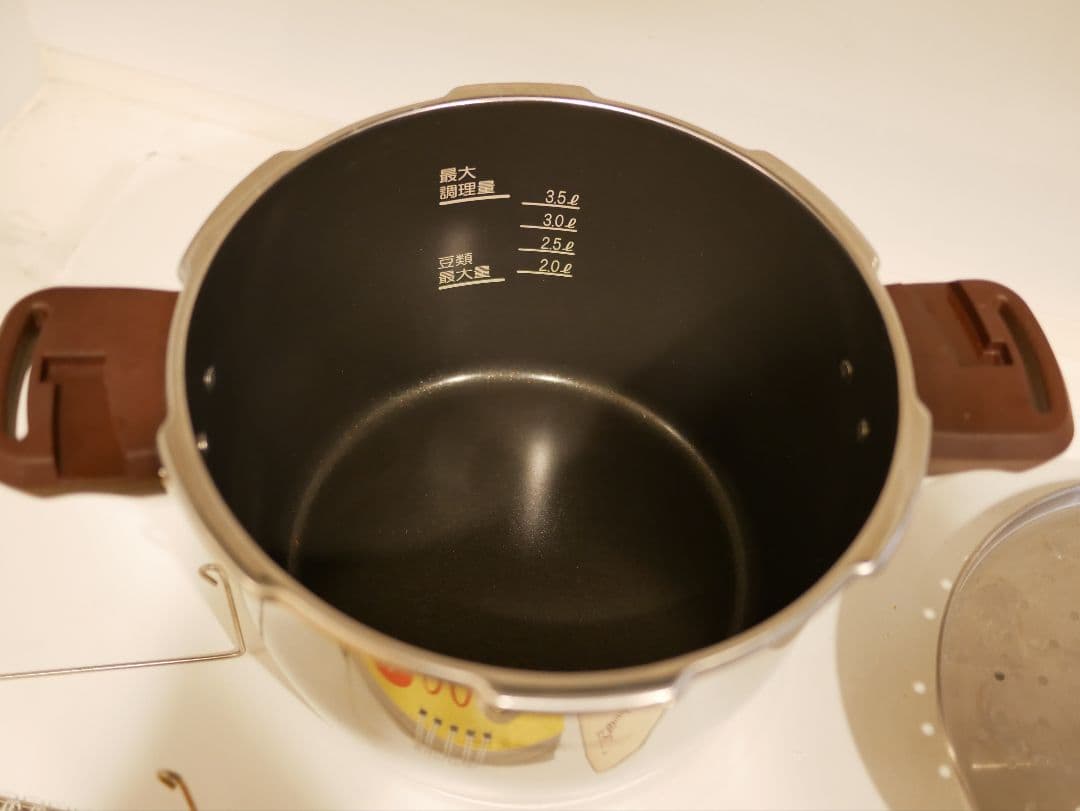 ワンダーシェフ 家庭用 両手圧力鍋 ADQA55S 5.5L