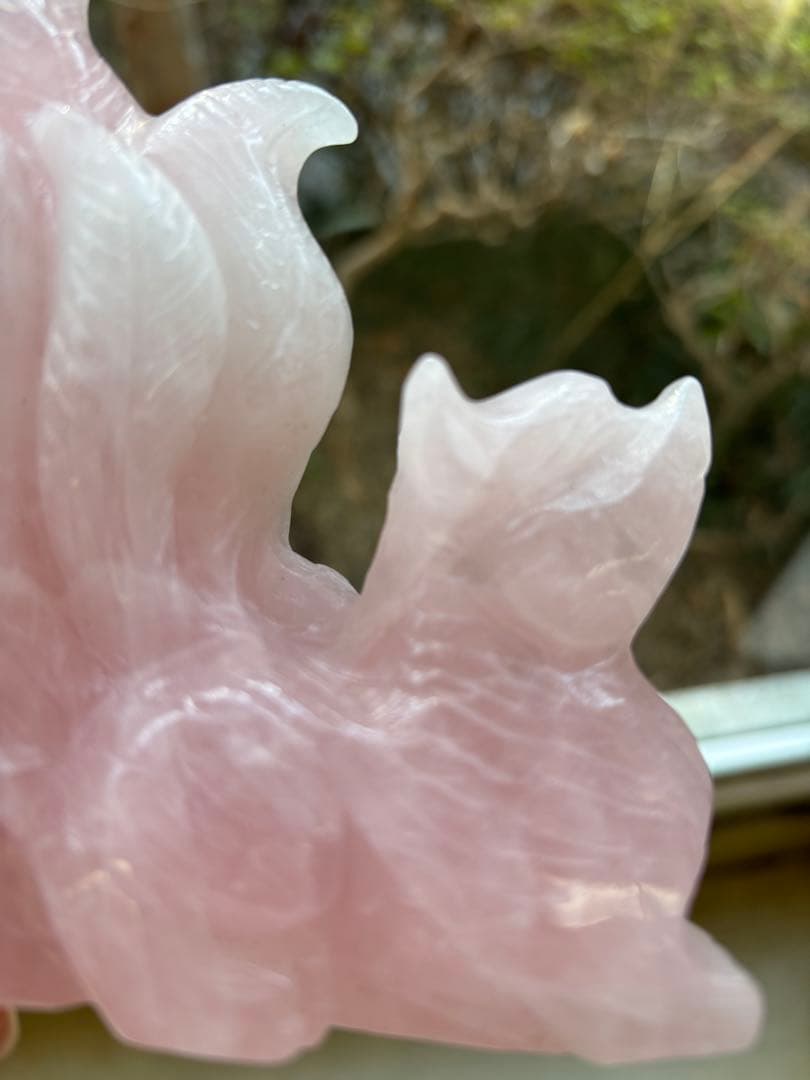 天然石 ローズクォーツ 九尾狐 九尾の狐 彫刻 置物 約1kg 風水 開運