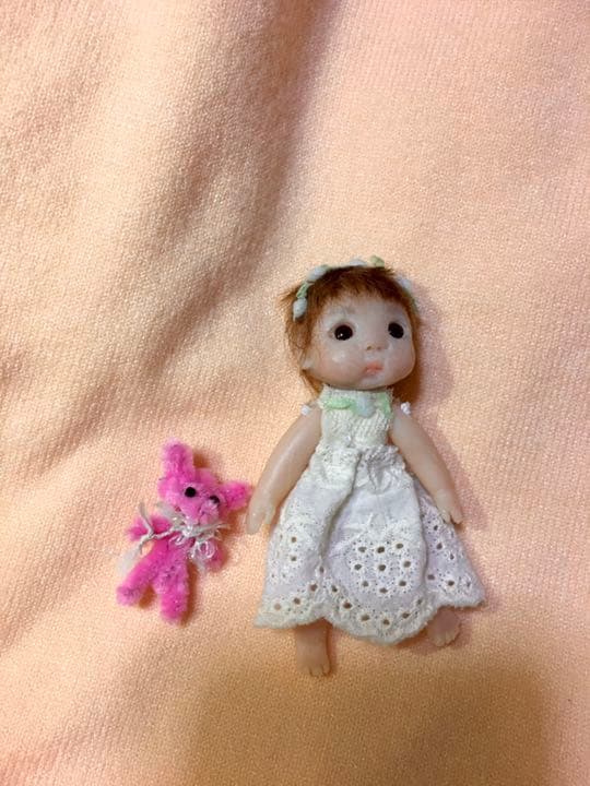 ミニサイズの女の子 身長約8センチ ◇