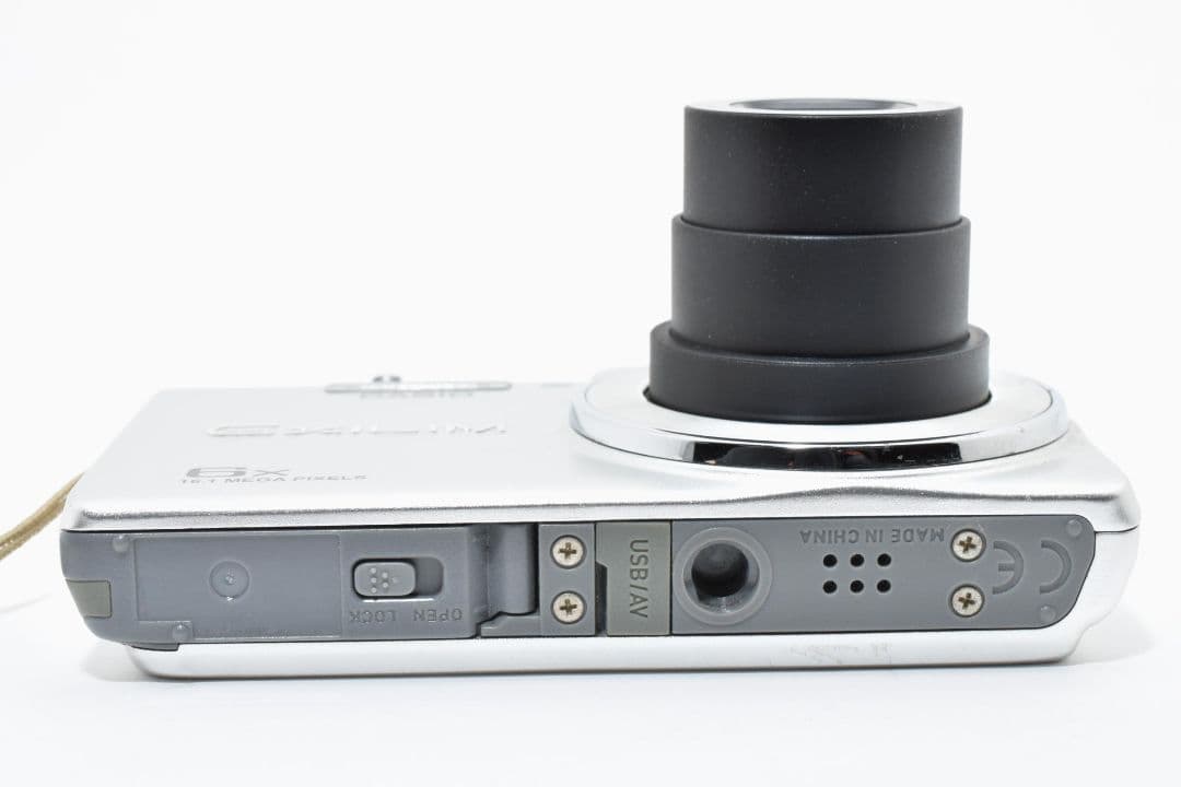 CASIO EXILIM EX-Z900 シルバー