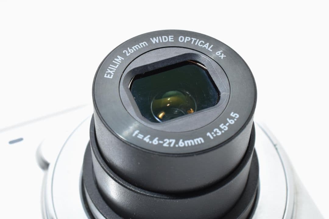 CASIO EXILIM EX-Z900 シルバー