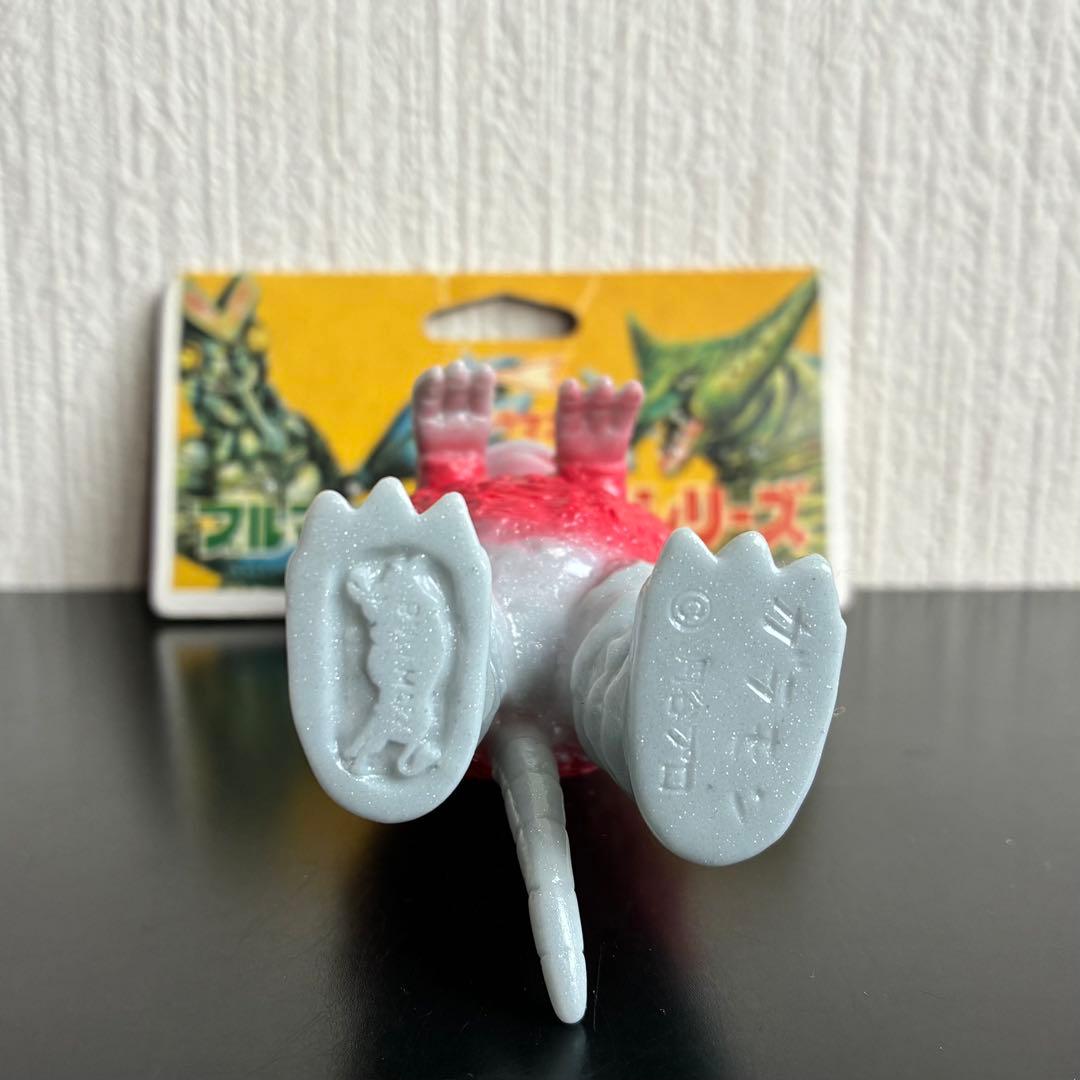 ブルマァクの怪獣シリーズ 復刻 ガラモン 「ウルトラQ」　円谷プロ　やまなや