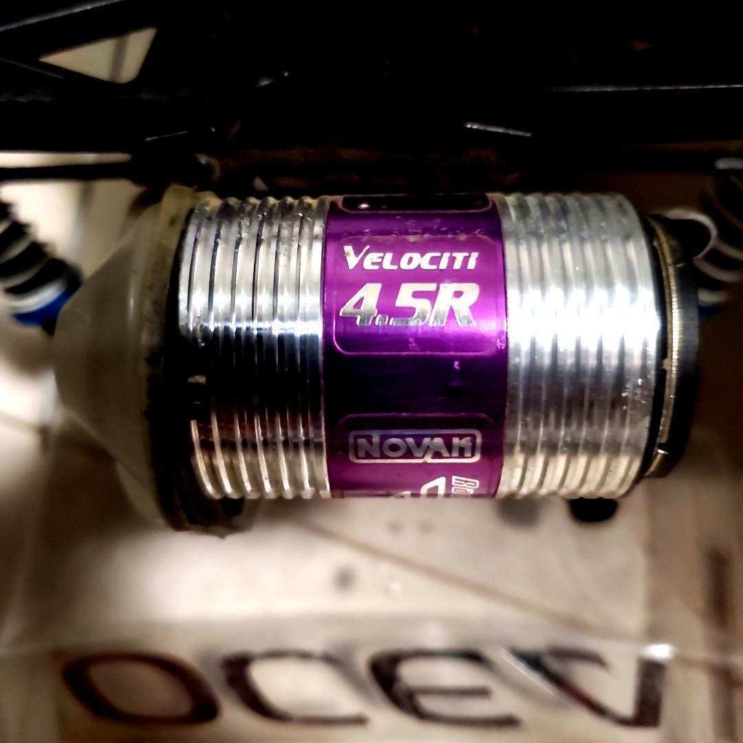 ラジコン ノバック Novak シャーシ 最速 モーター (国内未発売) 付