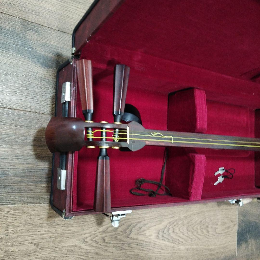 津軽三味線本体 鳥の絵柄 ハードケース付