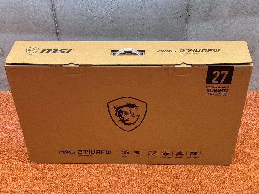 MSI MAG274URFW 27インチ モニター