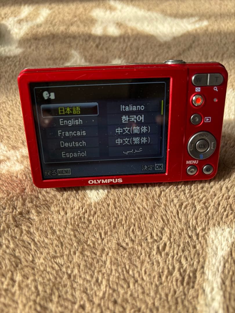 【週末価格】オリンパスデジタルカメラVG-120 レッド1400万画素