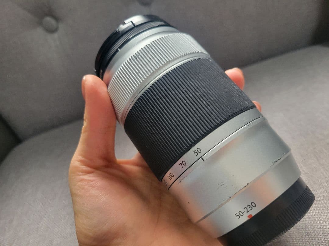 FUJIFILMミラーレス一眼レフ X-A5本体・単焦点レンズ・望遠レンズ