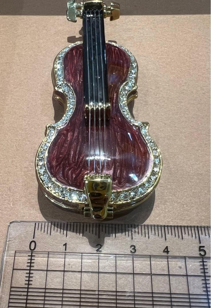 【超可愛い】ピィアース　ヴァイオリン　ジュエリーケース