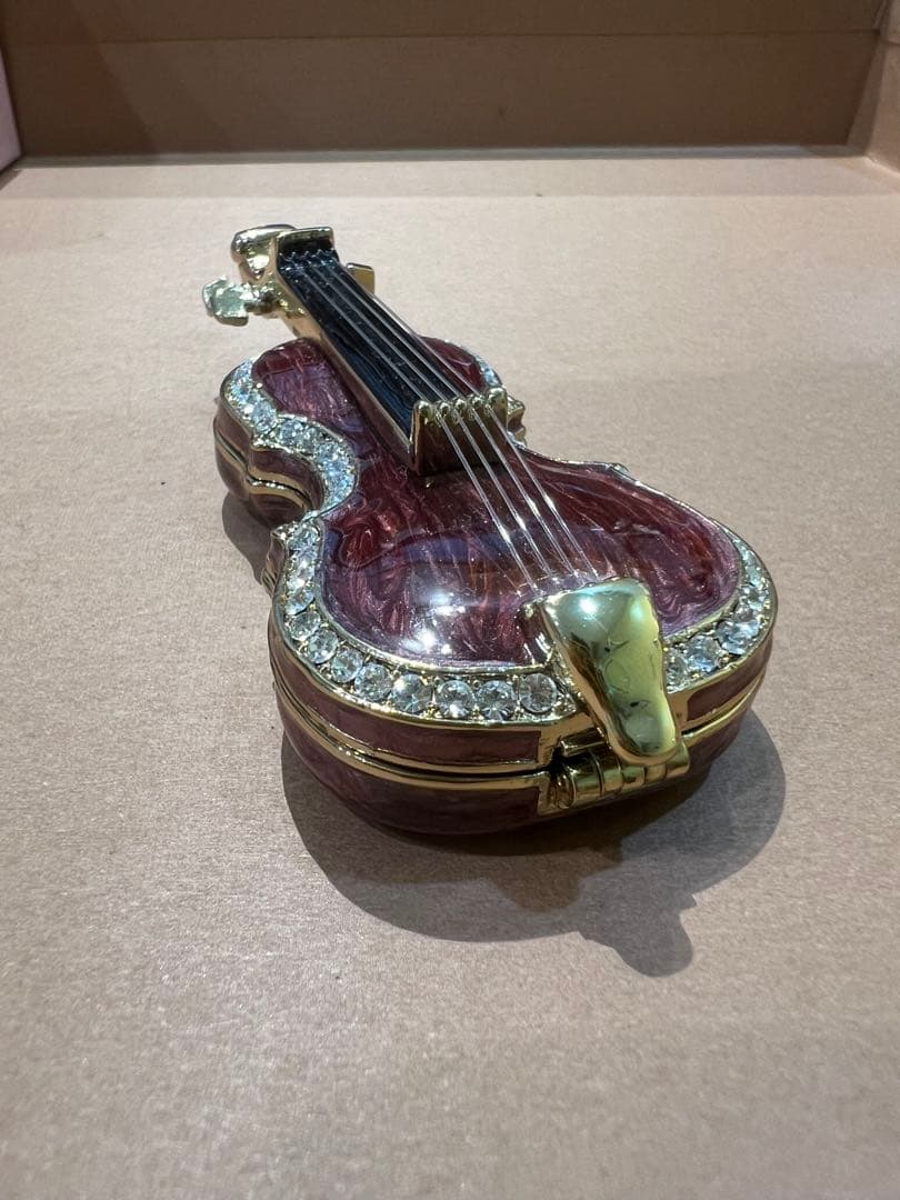 【超可愛い】ピィアース　ヴァイオリン　ジュエリーケース