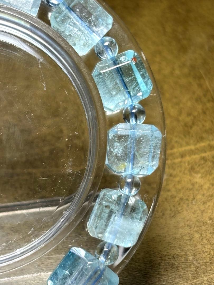 【極上】　ブルートパーズキューブカットブレスレット9㎜（新品未使用）透明感抜群