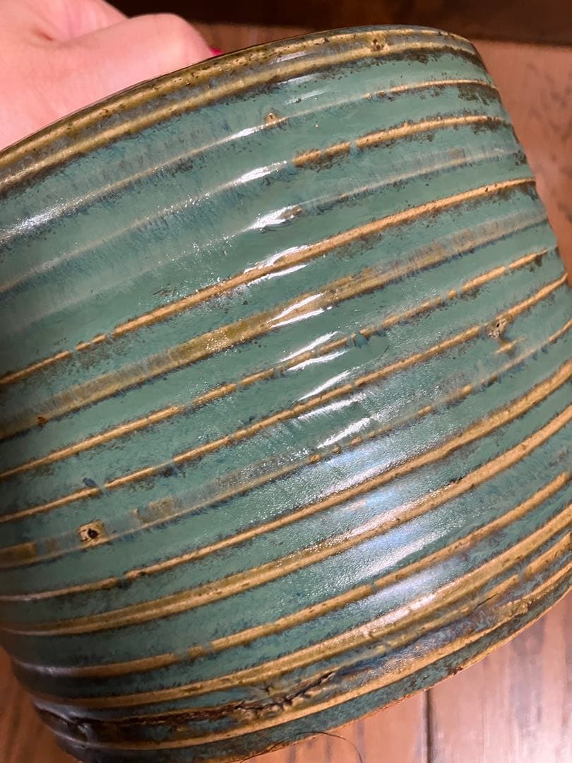 ⑪骨董　昔の小杉焼？グリーンが映える素敵な焼き物です